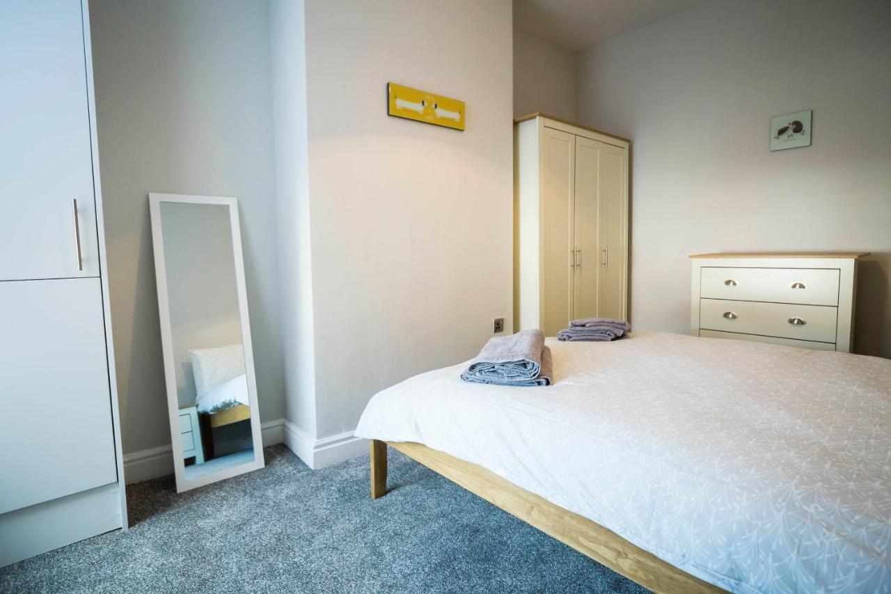 Spacious, Modern 4 Bed House Close To City Centre Честер Экстерьер фото